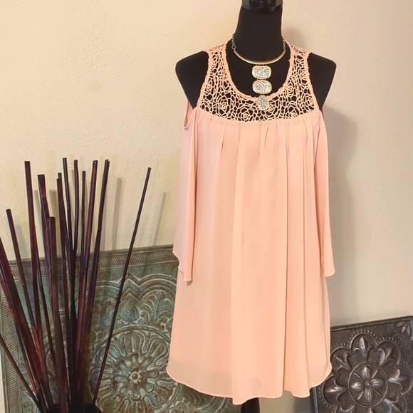 SOULMATES DRESS - Picture 3 of 10